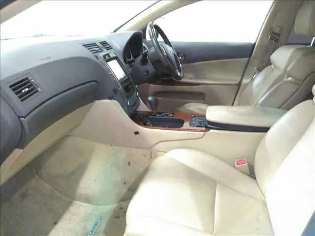 Lexus GS  с аукциона в Японии