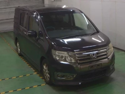 Honda STEPWGN SPADA