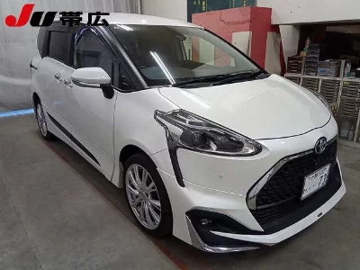 TOYOTA SIENTA
