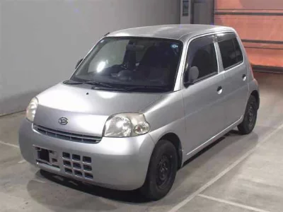 Daihatsu Esse