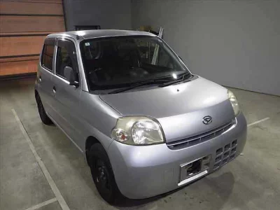Daihatsu Esse