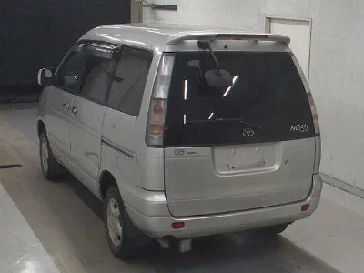 Toyota Lite Ace Noah