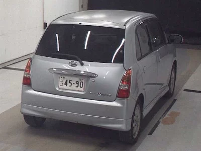 Daihatsu Mira Gino