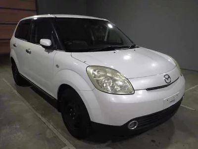 Mazda Verisa