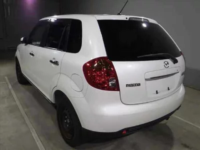 Mazda Verisa