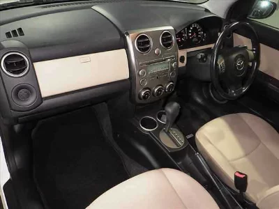 Mazda Verisa