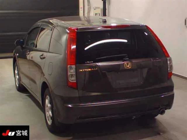 Honda Stream  с аукциона в Японии