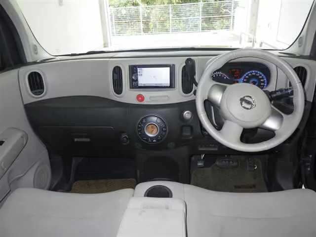 Nissan Cube  с аукциона в Японии