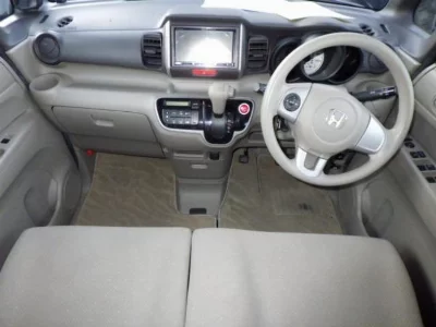 HONDA N BOX +