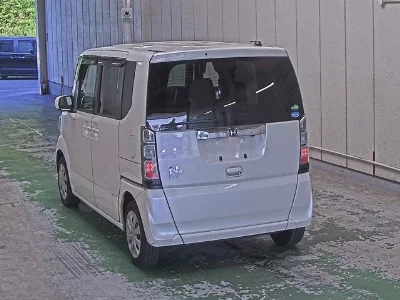 HONDA N BOX +