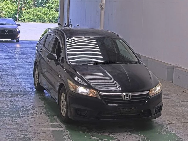 Honda Stream  с аукциона в Японии