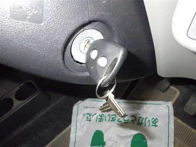 Daihatsu Mira e:S  с аукциона в Японии