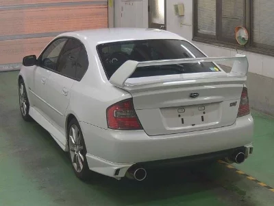 Subaru Legacy B4