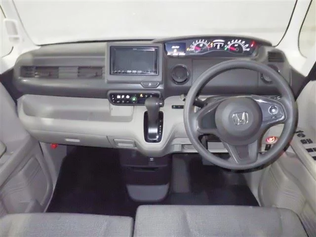 Honda N-Box  с аукциона в Японии