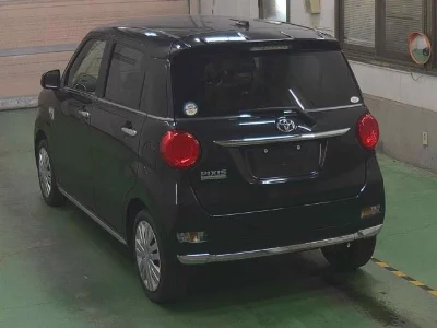 Toyota Pixis Joy