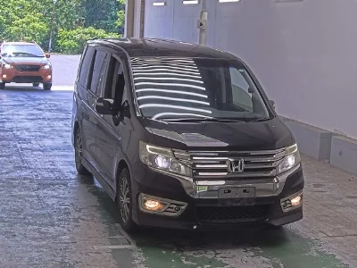 Honda STEPWGN SPADA