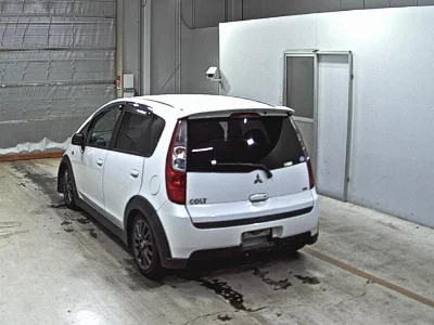 Mitsubishi Colt