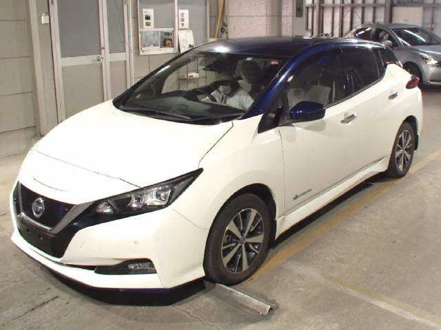 Nissan Leaf  с аукциона в Японии