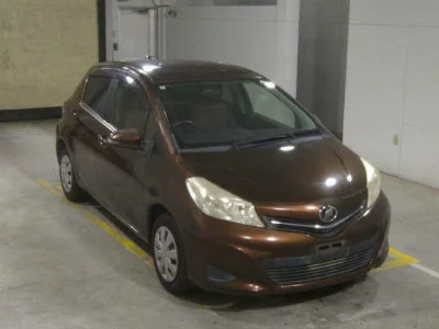 TOYOTA VITZ