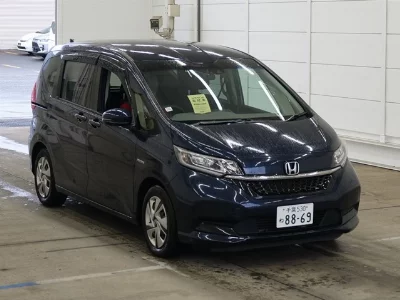 HONDA FREED HYBRID