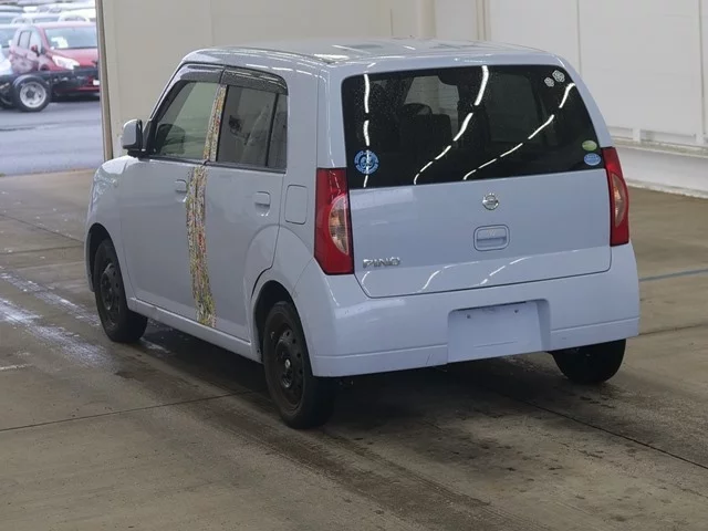 Nissan Pino  с аукциона в Японии