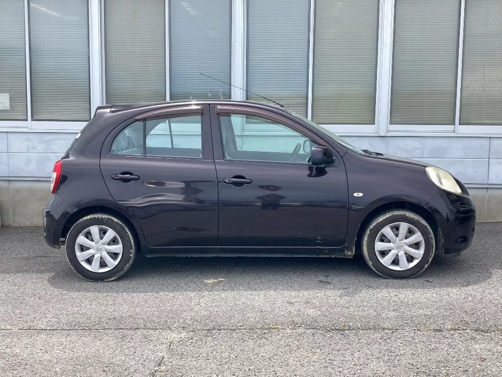 Nissan March  с аукциона в Японии