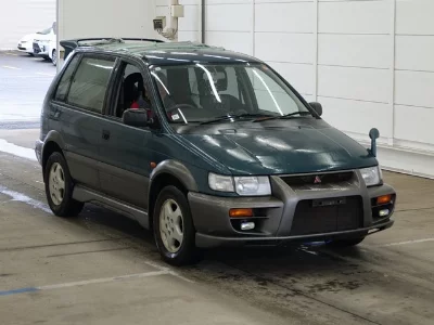 Mitsubishi RVR