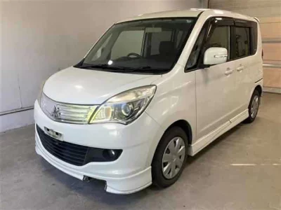 Mitsubishi Delica D:2