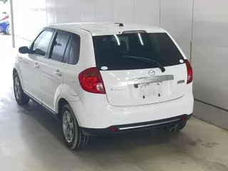 Mazda Verisa