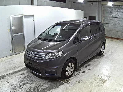 Honda Freed Spike