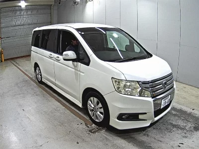 Honda STEPWGN SPADA