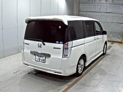 Honda STEPWGN SPADA
