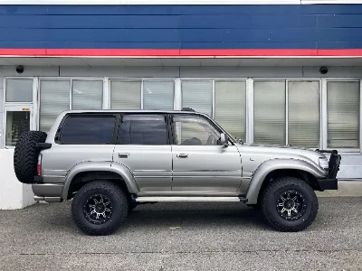 Toyota LAND CRUISER 80