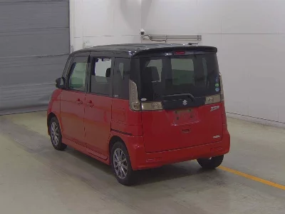 Suzuki Spacia Custom