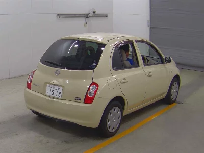 Nissan March