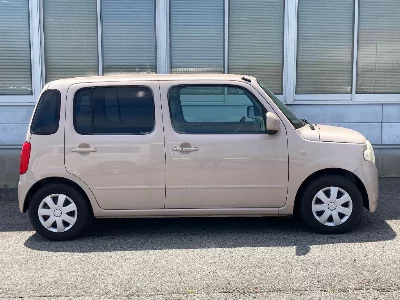 Daihatsu Mira Cocoa