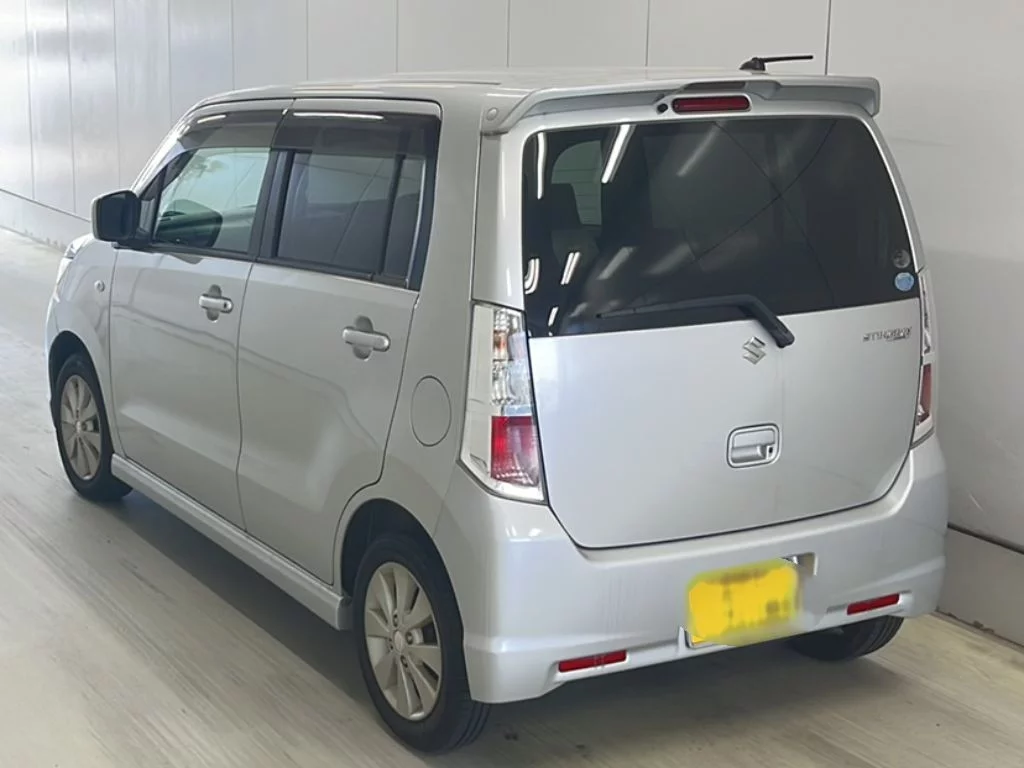 Subaru R2  с аукциона в Японии