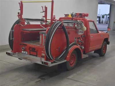 Nissan Safari