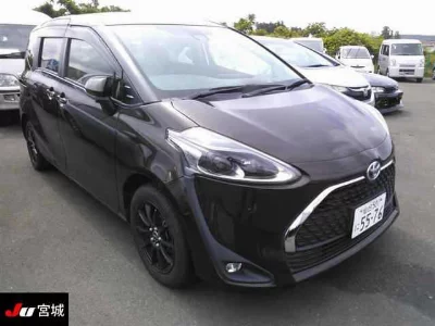 Toyota Sienta