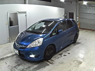 Honda FIT SHUTTLE HYBRID