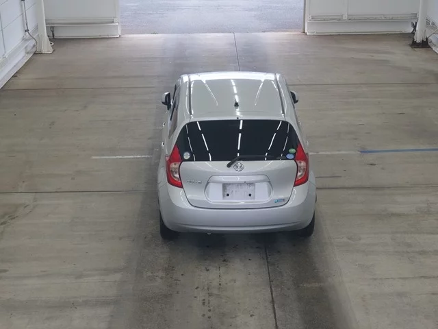 Nissan Note  с аукциона в Японии