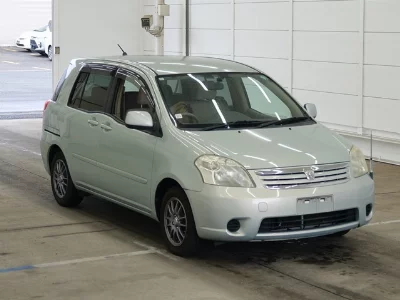 Toyota Raum