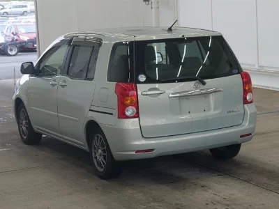 Toyota Raum