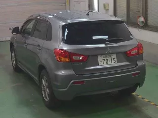 Mitsubishi RVR