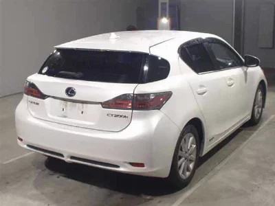 Lexus CT200h