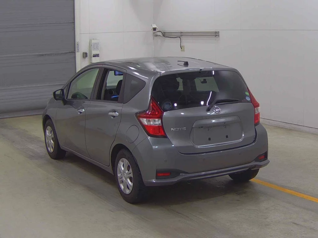 Nissan Note  с аукциона в Японии