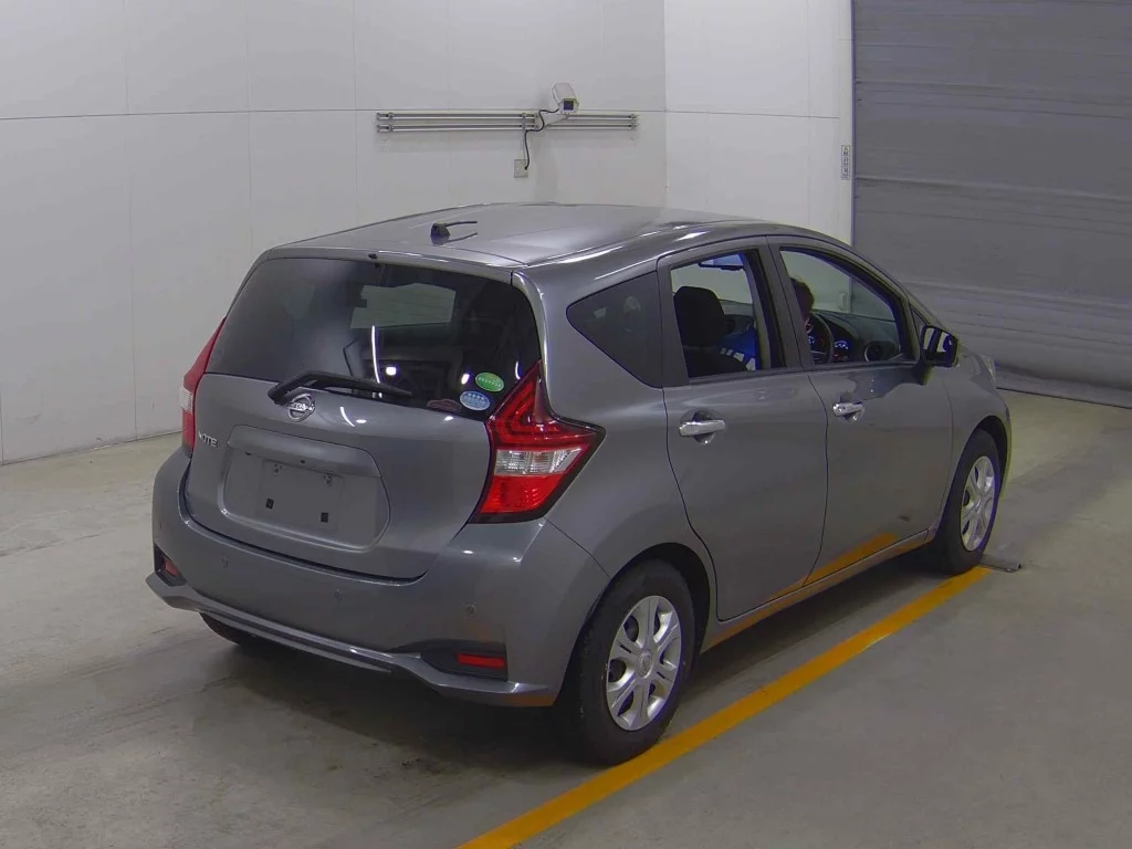 Nissan Note  с аукциона в Японии