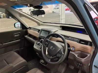 HONDA FREED+