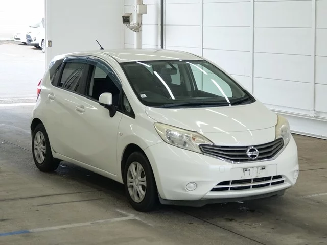 Nissan Note  с аукциона в Японии