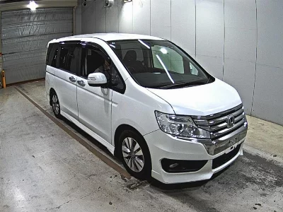 Honda STEPWGN SPADA